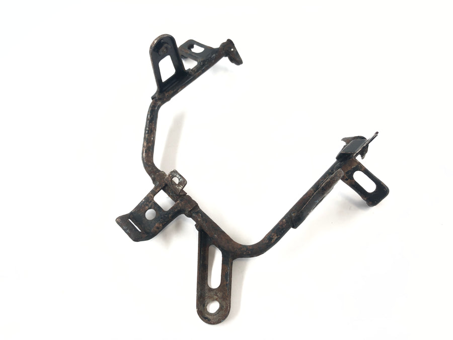 Yamaha DT 125 4BL [1999] - Lamp holder fairing holder