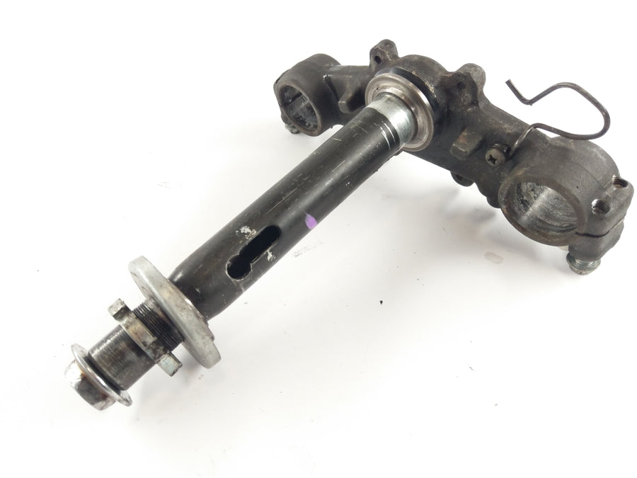 Yamaha DT 125 LC 10V [1982] - lower triple clamp