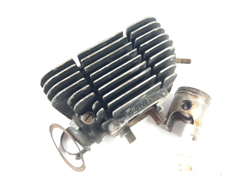 Yamaha RD 250 350 - Type 351 352 - Cylinder with piston