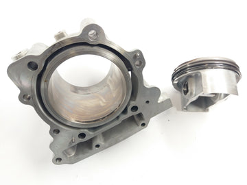 Aprilia RST 1000 Futura [2004] - cylinder with pistons - 0