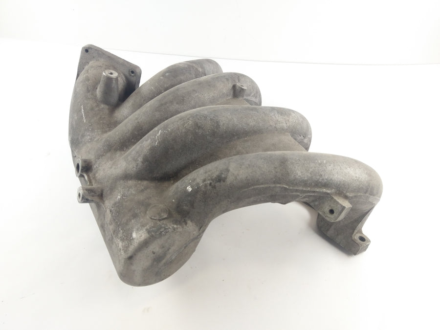 Porsche 944 Turbo [All years] - Intake manifold